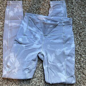 Lululemon Wunder Under Tight Size 4